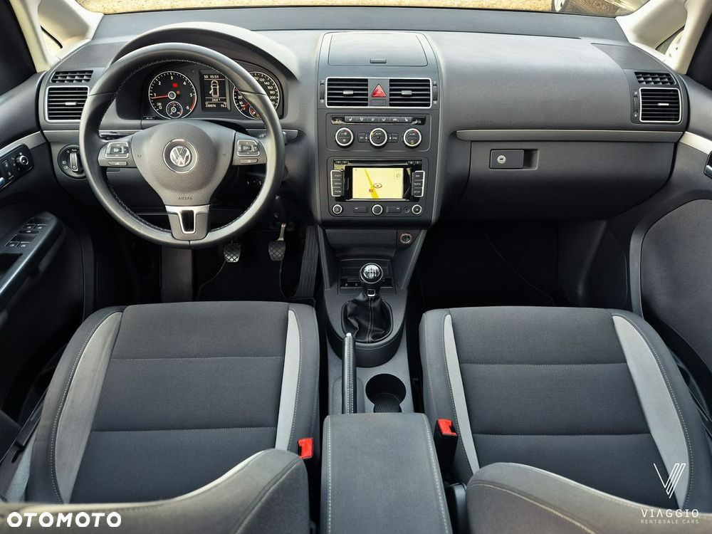 Volkswagen Touran 2.0 TDI Highline - 16