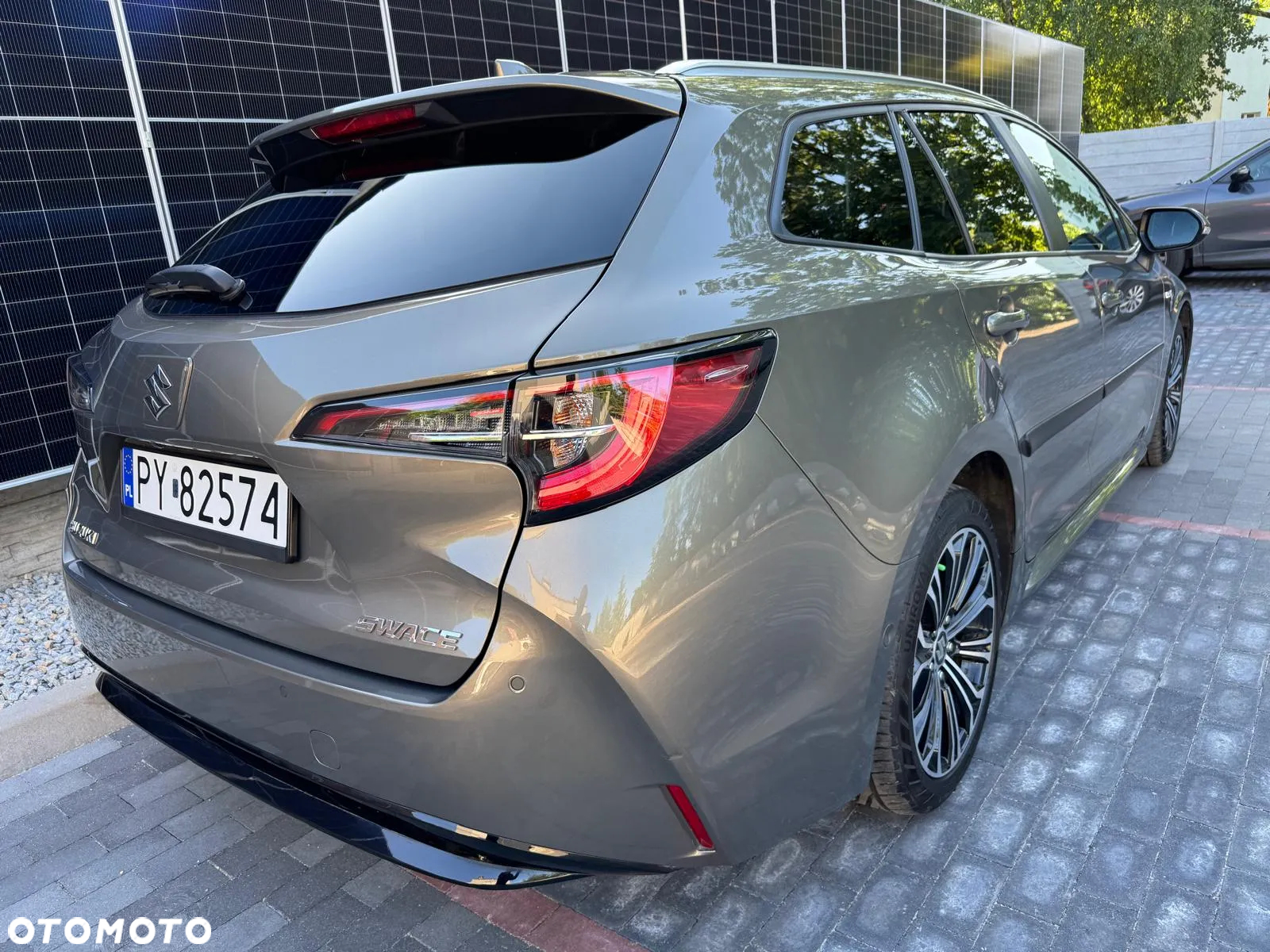 Suzuki Swace 1.8 Hybrid Premium Plus CVT - 8