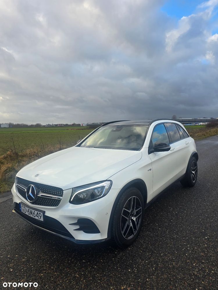 Mercedes-Benz GLC - 9