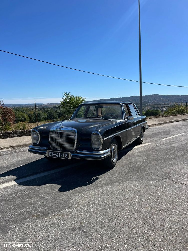 Mercedes-Benz 280 - 20