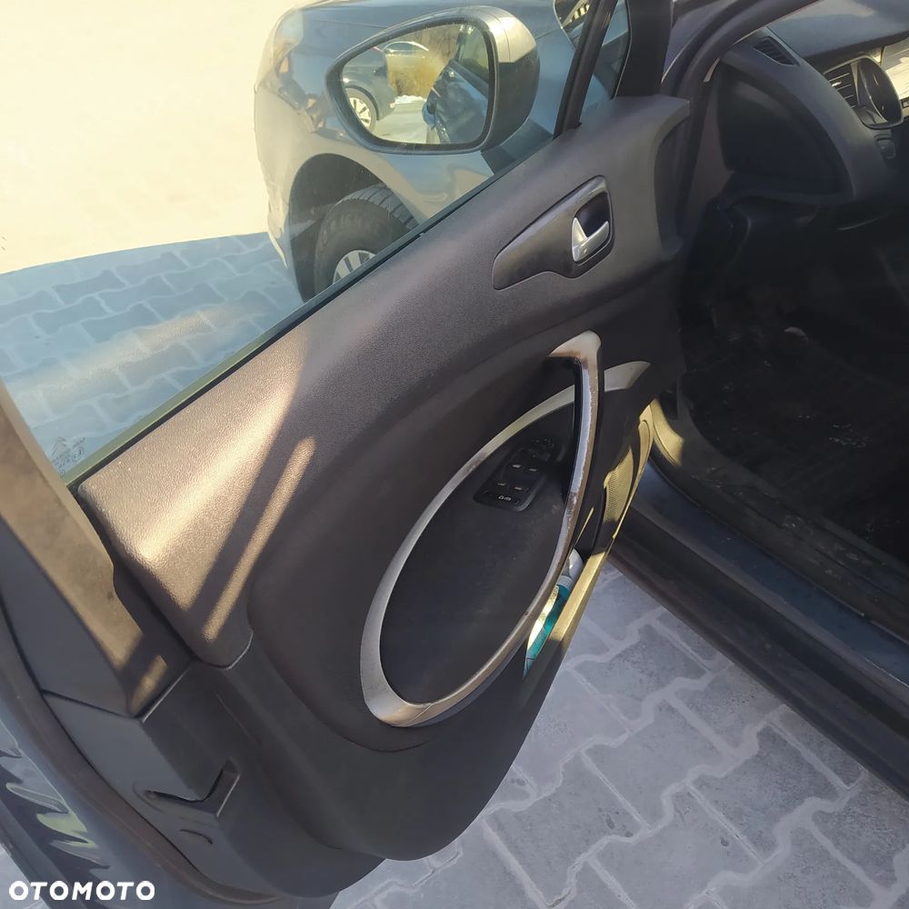 Citroën C5 1.6 HDi Dynamique Equilibre Navi - 16