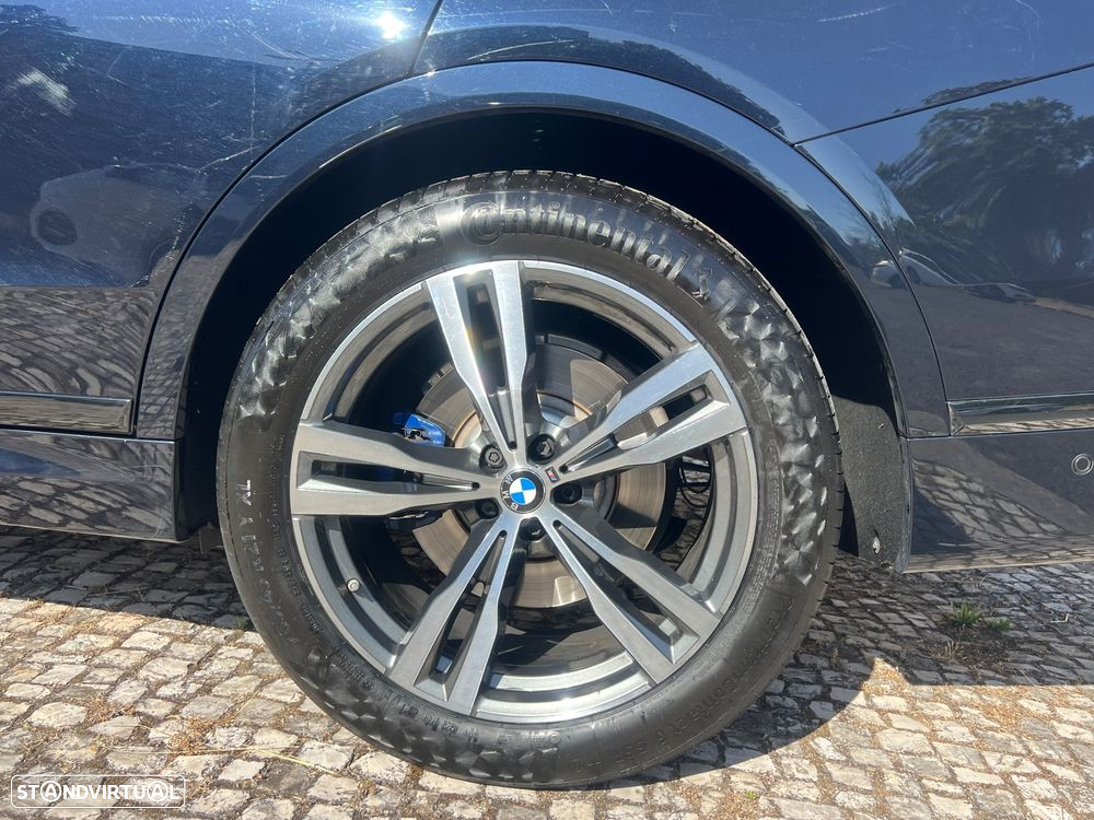 BMW X7 30 d xDrive Pack M - 29