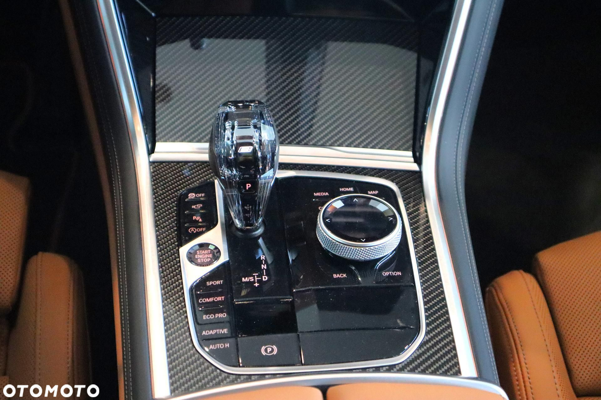BMW Seria 8 - 17
