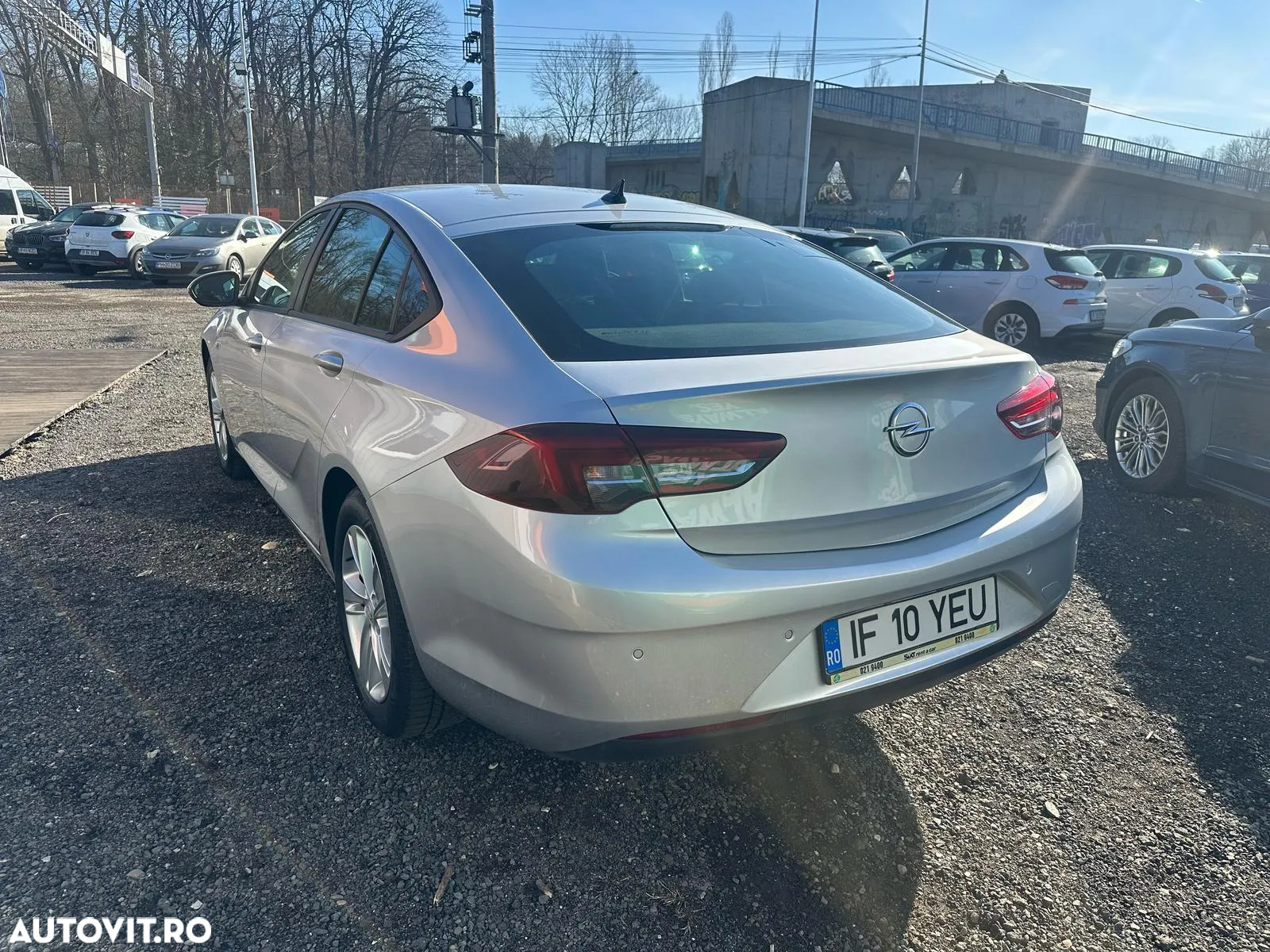 Opel Insignia Grand Sport 1.5 Turbo Start/Stop Aut. Dynamic - 3