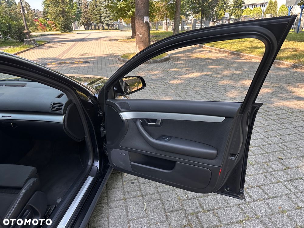 Audi A4 Avant - 26
