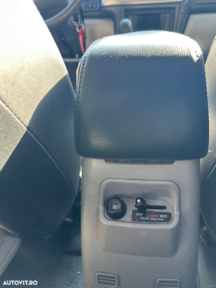 Mitsubishi Altul ver-sport-2-5-td-intense-piele-plus - 8