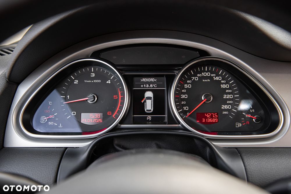 Audi Q7 3.0 TDI Quattro Tiptronic - 12