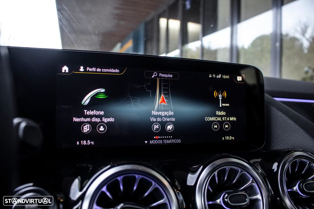 Mercedes-Benz GLA 250 e AMG Line - 40