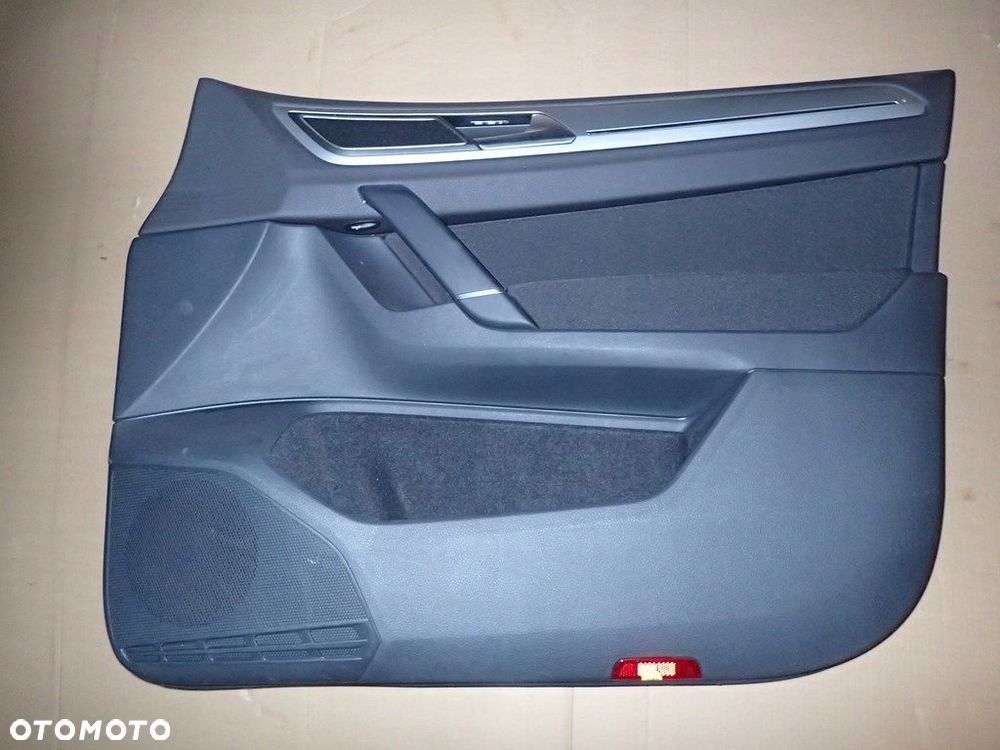 DW GOLF 7 SPORTSVAN TAPICERKA DRZWI TKANINA - 1