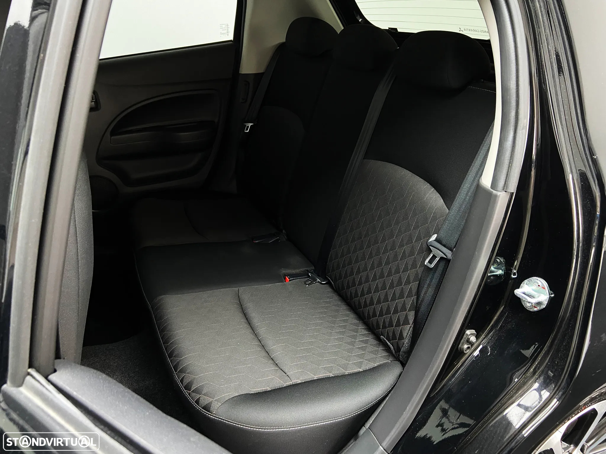 Mitsubishi Space Star 1.2 Intense Connect Edition - 10