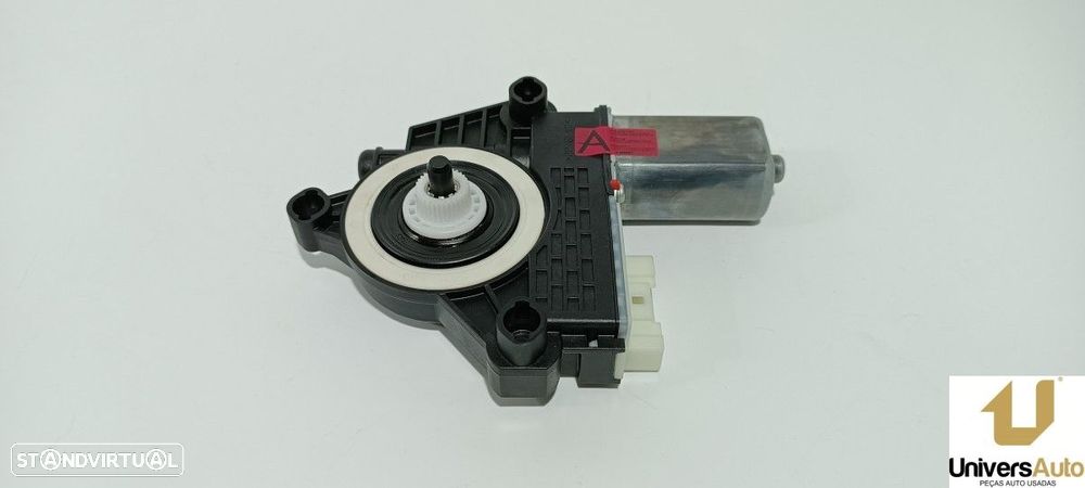 MOTOR ELEVADOR FRENTE DIREITO BMW SERIE 1 LIM. (F40) 118D M SPORT - 3