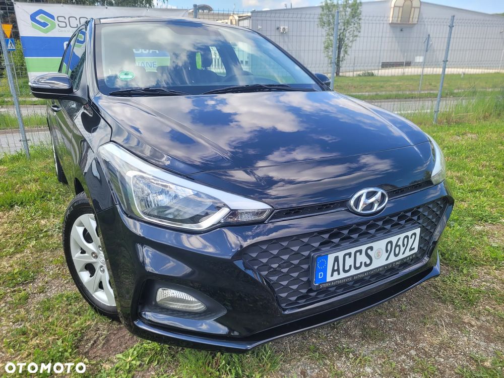 Hyundai i20 blue 1.2 Select - 1