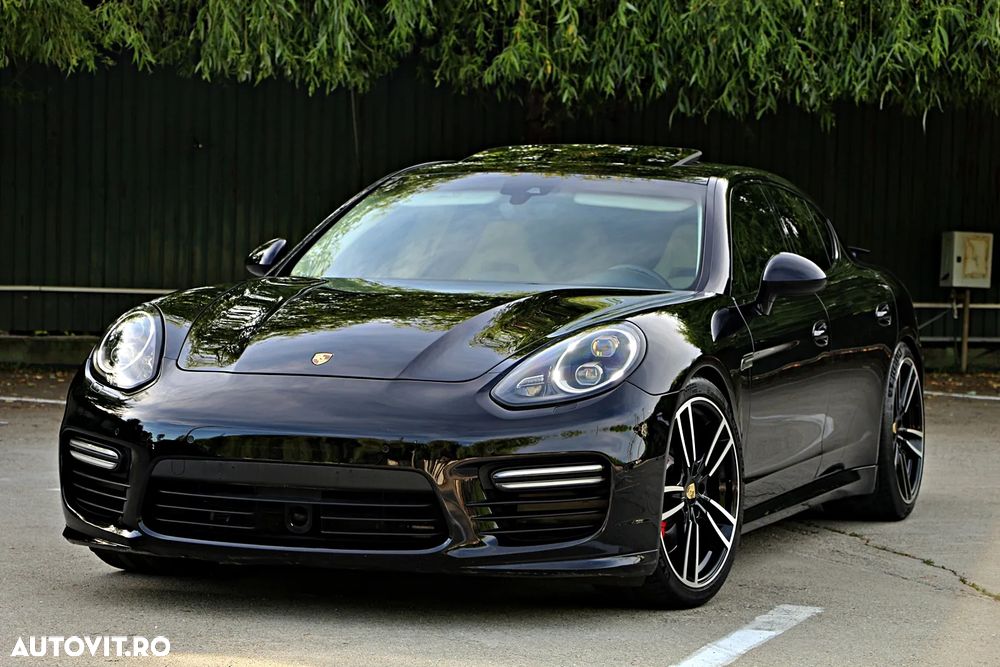 Porsche Panamera - 6