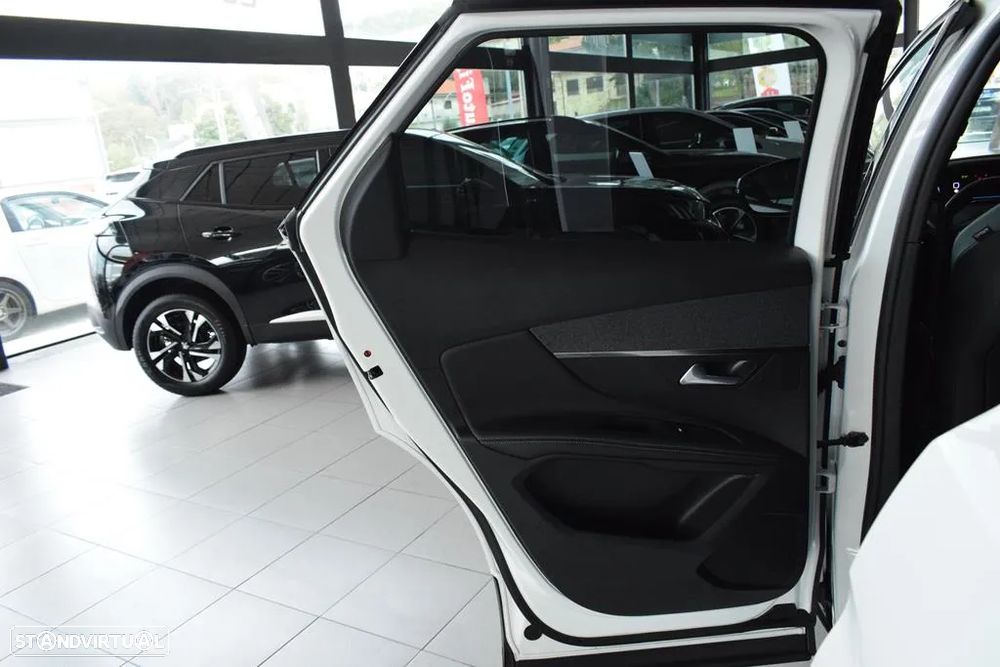 Peugeot 3008 1.5 BlueHDi Allure - 37