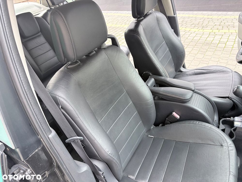 Renault Scenic 1.9 dCi Expression - 17