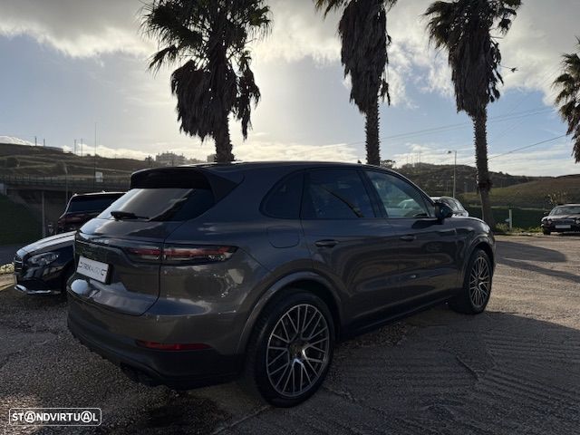 Porsche Cayenne E-Hybrid Tiptronic S - 2