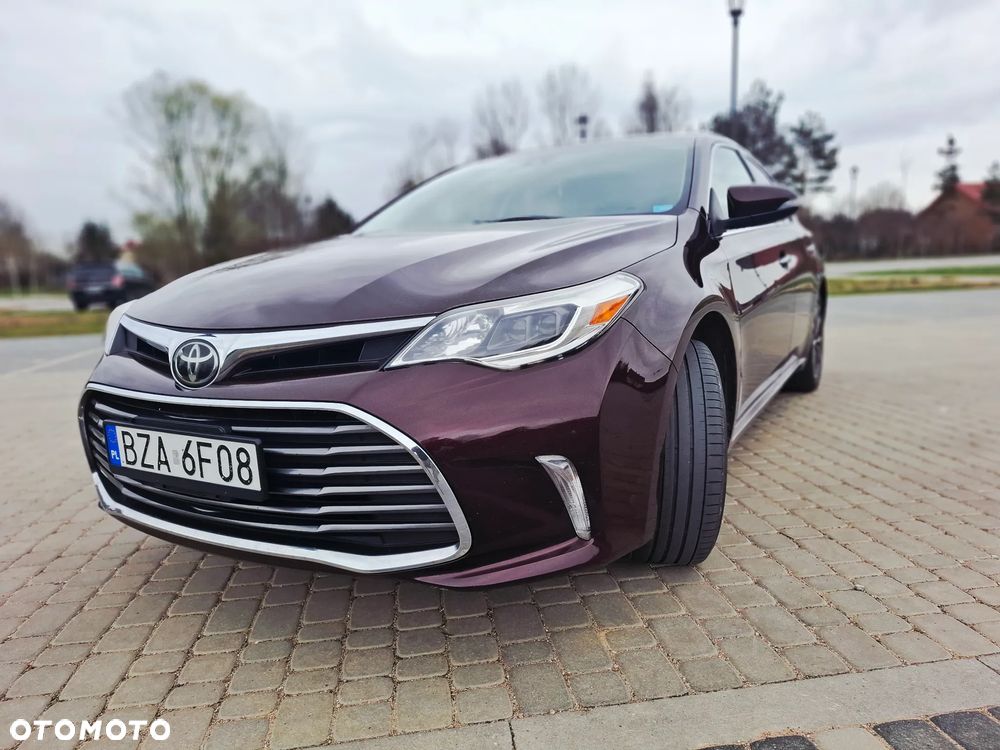 Toyota Avalon - 28