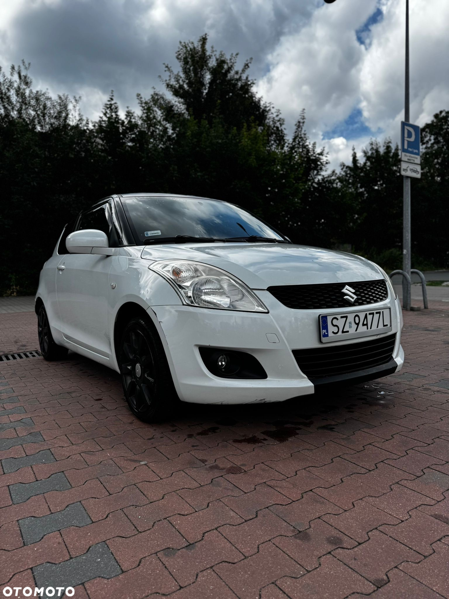 Suzuki Swift 1.2 BlackWhite - 4