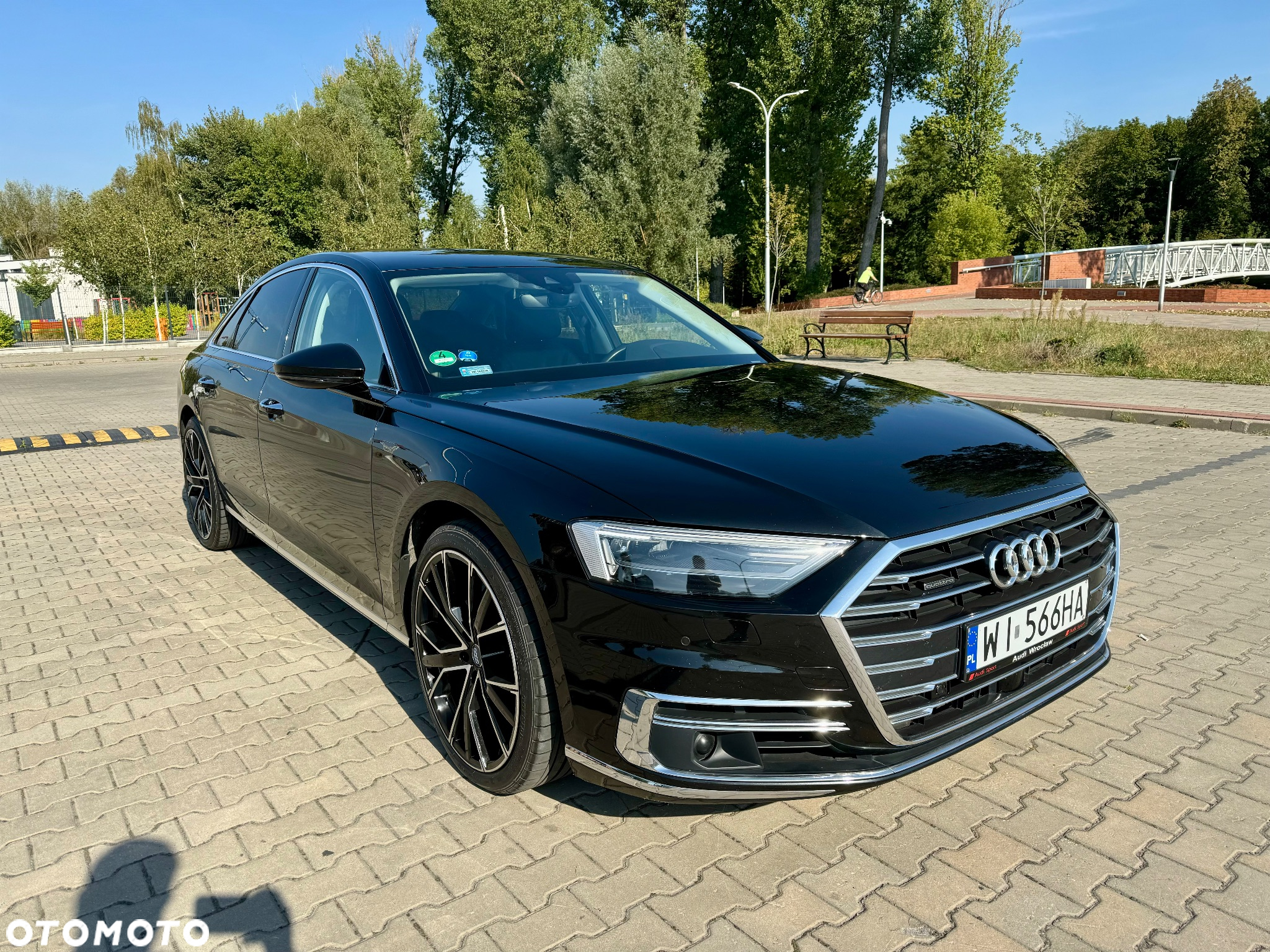Audi A8 - 2
