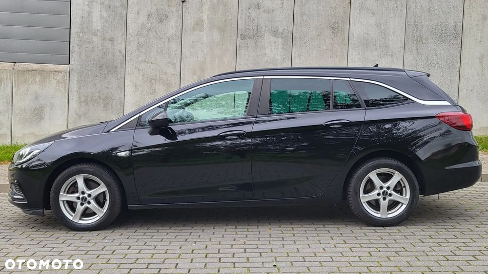 Opel Astra 1.6 D (CDTI) Start/Stop Dynamic - 9