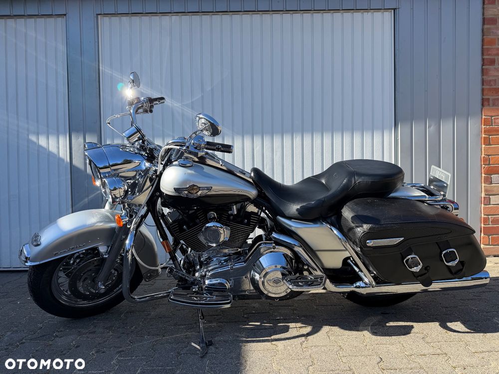 Harley-Davidson Touring Road King - 21