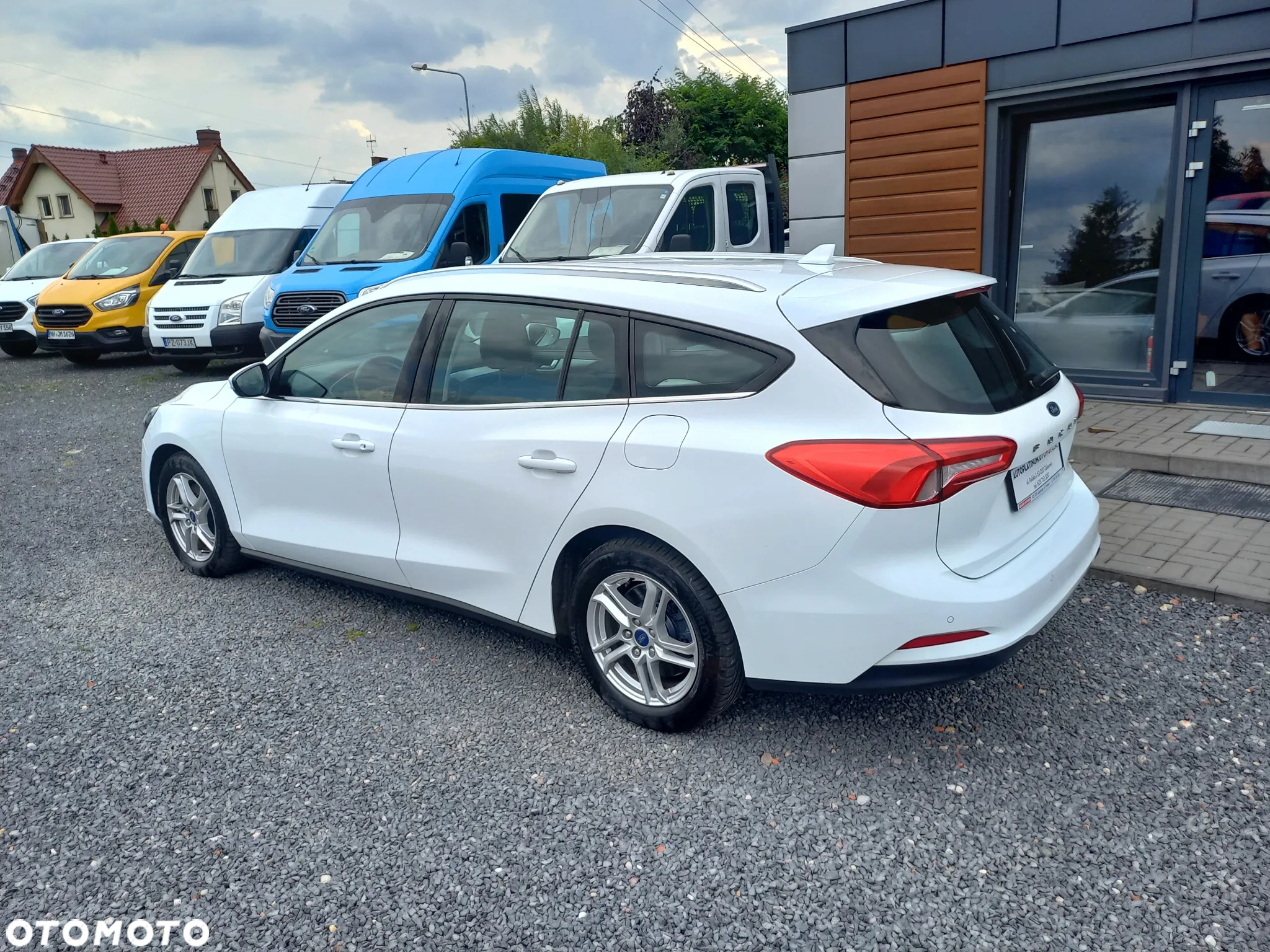 Ford Focus 1.5 EcoBlue Start-Stopp-System TITANIUM - 4