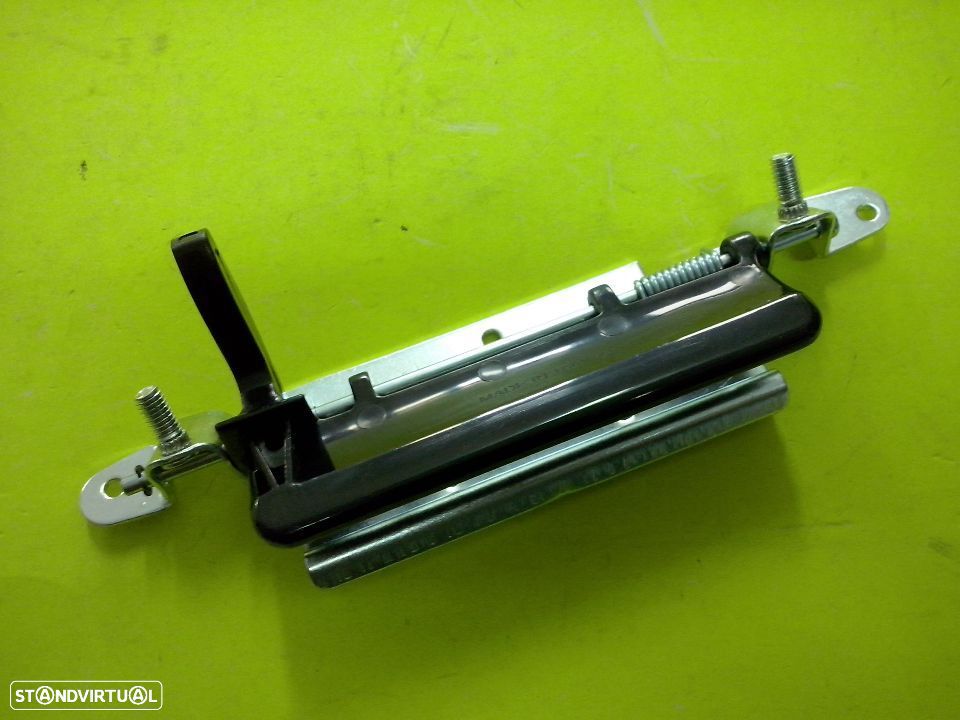 puxador tampa da mala toyota hiace 1989-2004 (novo) - 2