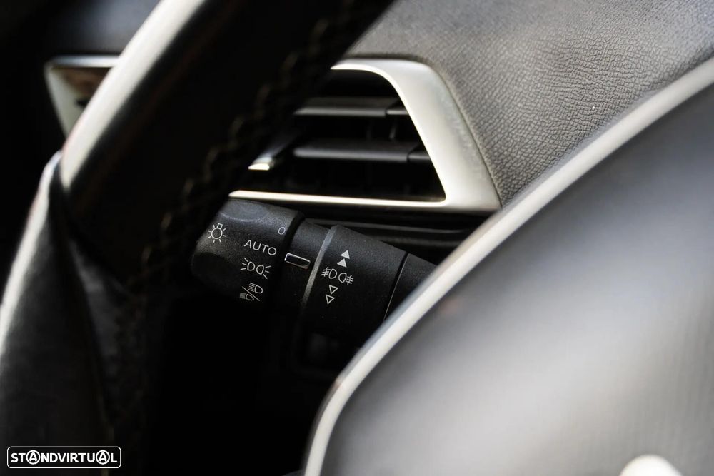Peugeot 5008 1.5 BlueHDi Allure - 37