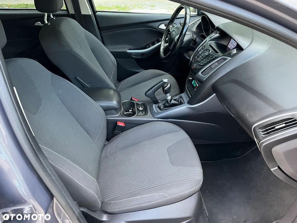 Ford Focus 1.0 EcoBoost STart-Stopp-System TITANIUM - 33