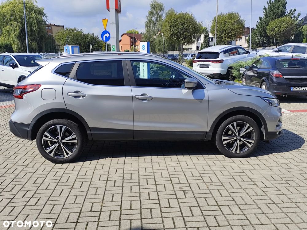 Nissan Qashqai 1.3 DIG-T N-Connecta - 7