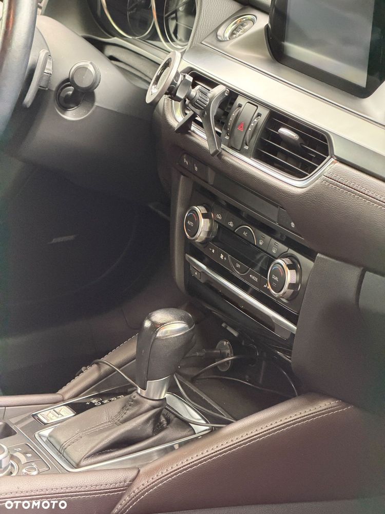 Mazda 6 - 12