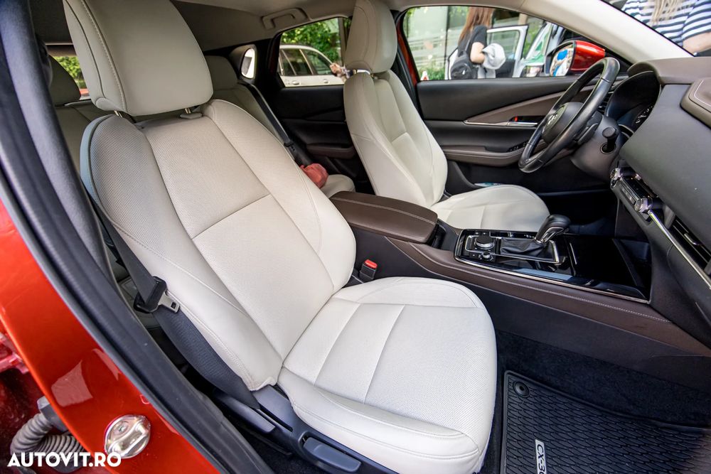Mazda CX-30 e-SKYACTIV X186 AWD AT MHEV Takumi - 30
