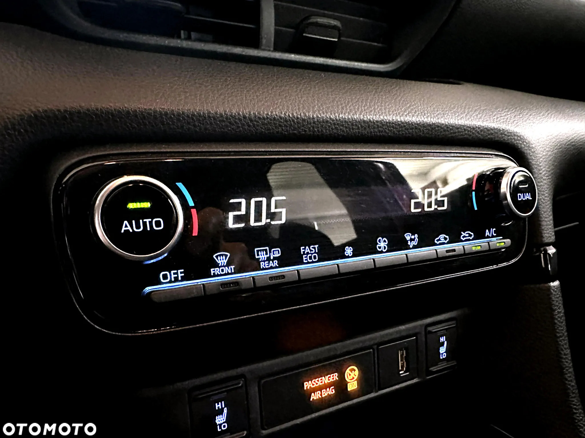 Toyota Yaris Hybrid 1.5 Selection Elegant - 17