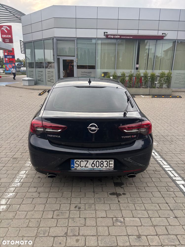 Opel Insignia 2.0 CDTI 4x4 Exclusive S&S - 4