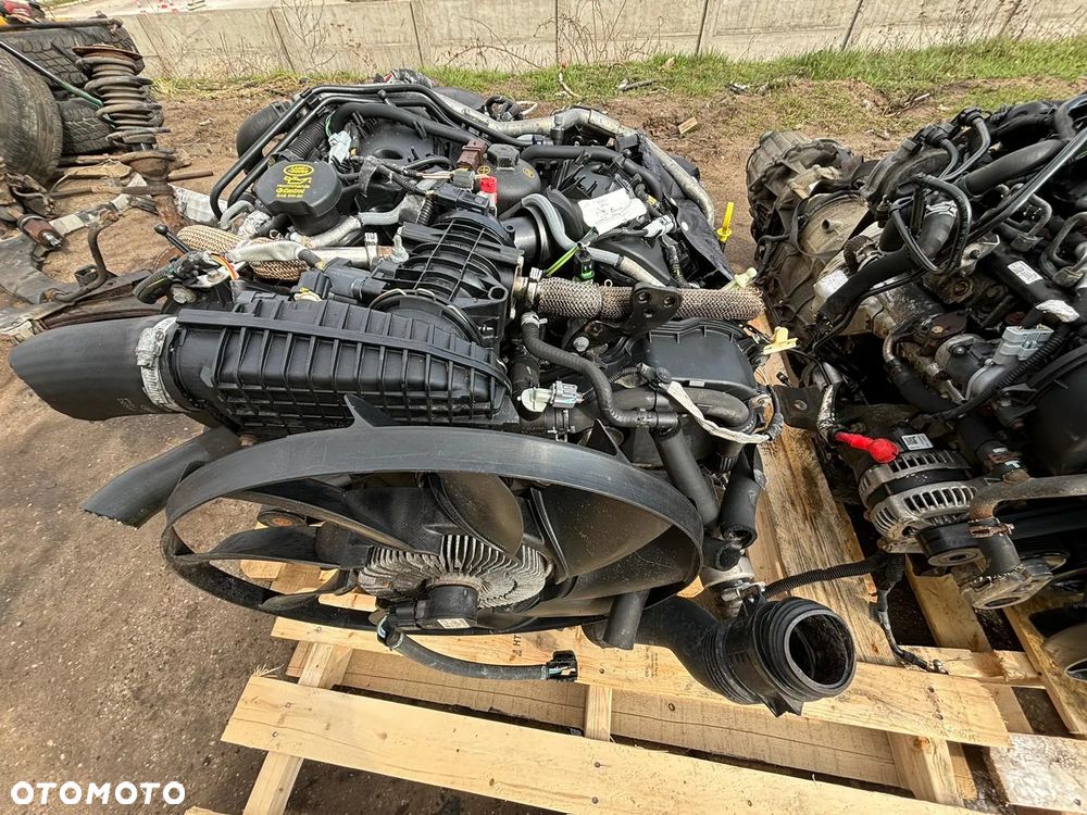 Silnik goły bez osprzętu Land Rover Discovery 3 III / Range Rover Sport 2.7 D 276DT - 4