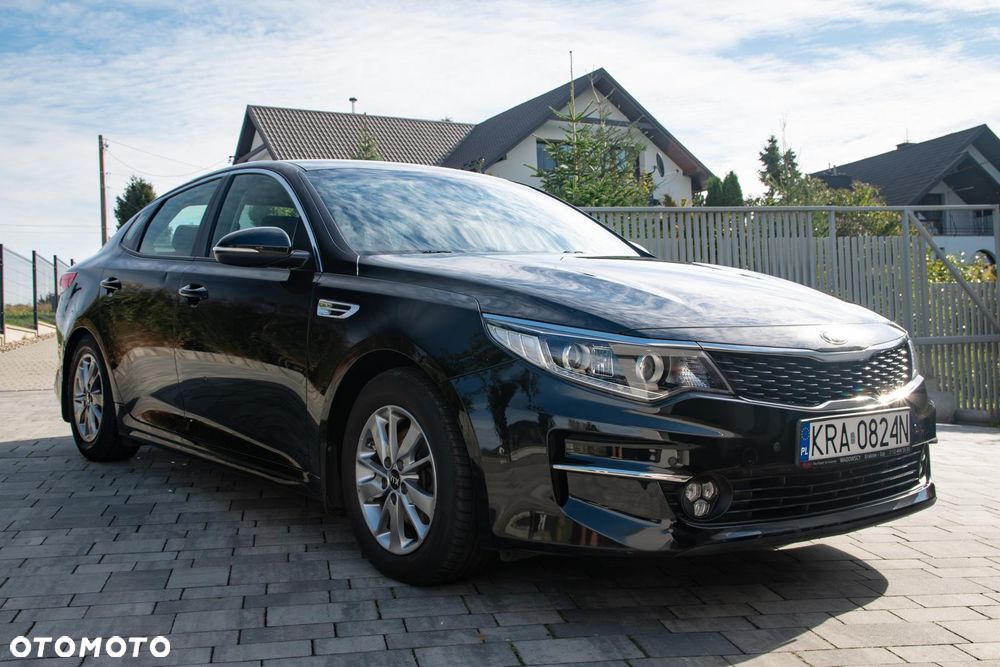 Kia Optima - 18