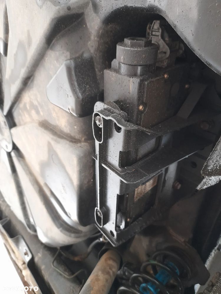 RENAULT SCENIC 2 klapa tylna - 10