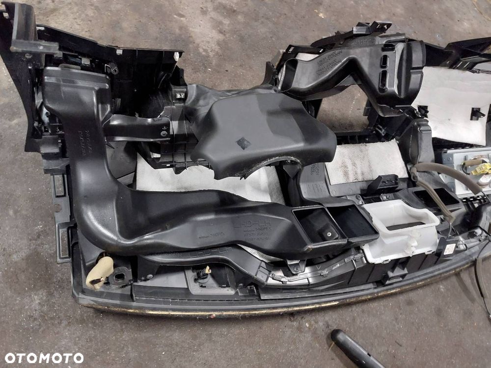 ZESTAW POSTRZAŁOWY KOKPIT DESKA MODUŁ PAS PODUSZKI NISSAN X-TRAIL II T31 - 16