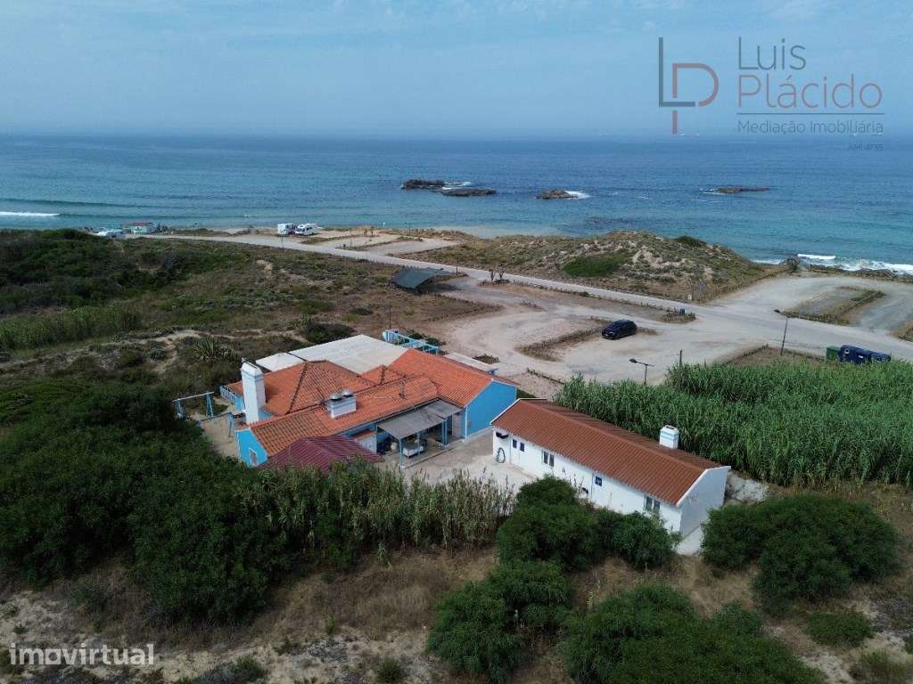 RESTAURANTE EM FRENTE À PRAIA - Grande imagem: 3/49