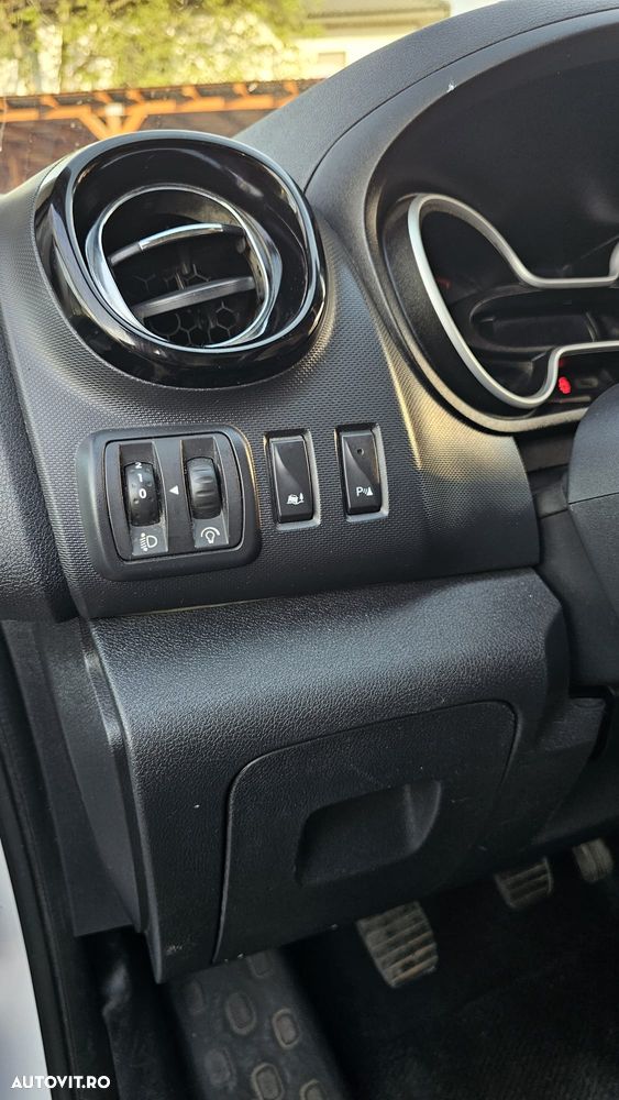 Opel Vivaro - 15