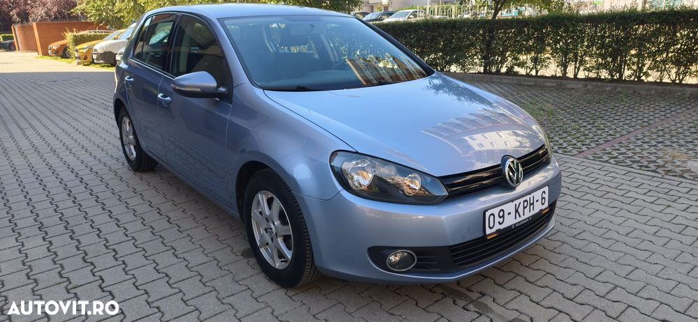 Volkswagen Golf - 2