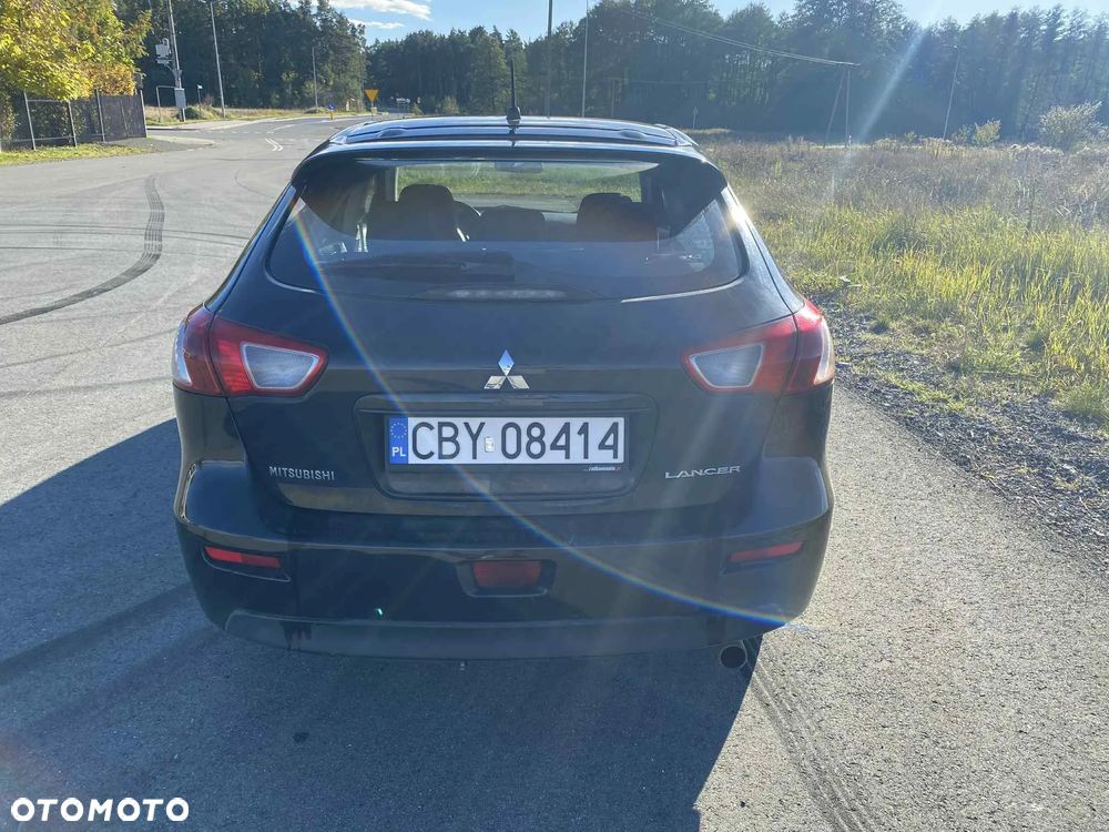 Mitsubishi Lancer - 9