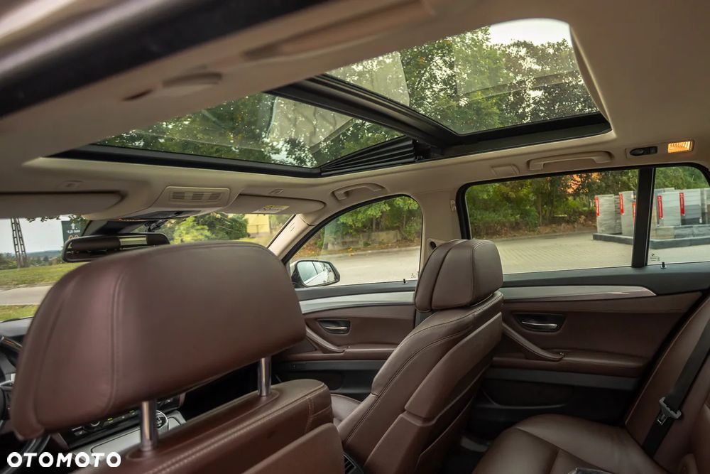 BMW Seria 5 535d Luxury Line - 27