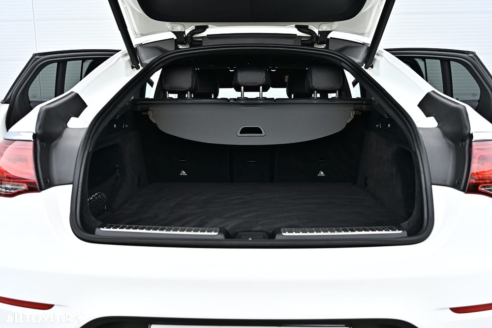 Mercedes-Benz GLC 300 d 4MATIC 9G-TRONIC AMG Line - 9