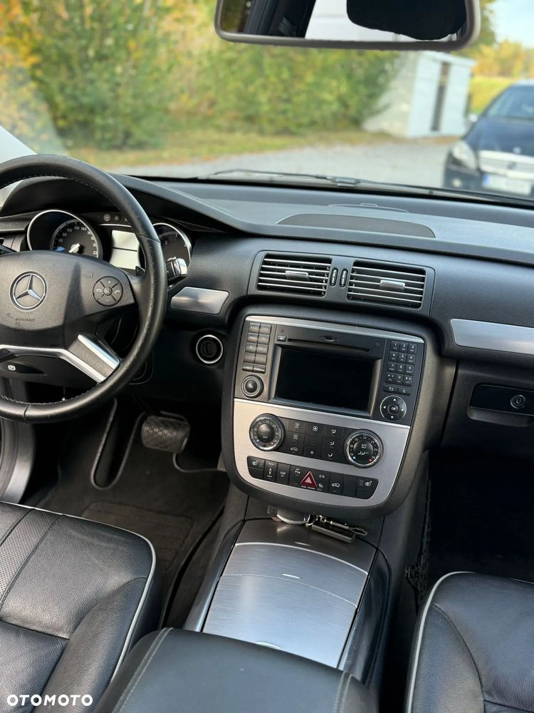 Mercedes-Benz Klasa R 300 CDI - 4