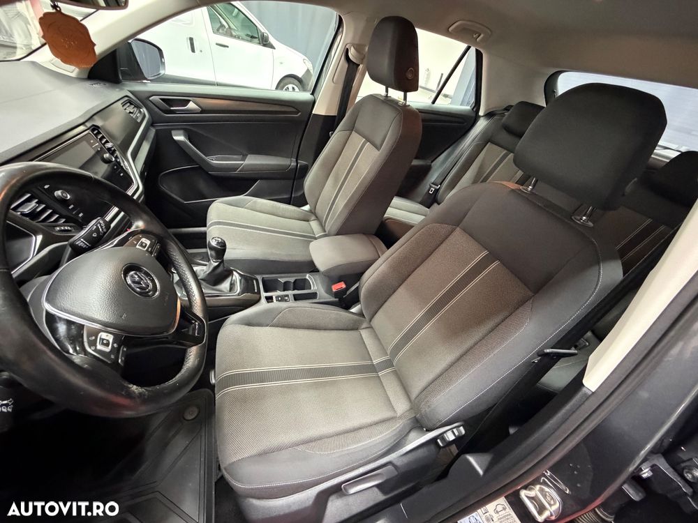 Volkswagen T-Roc 1.0 TSI Design - 11