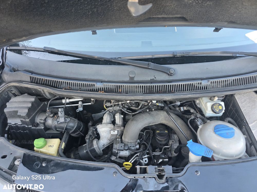 Volkswagen Multivan - 34