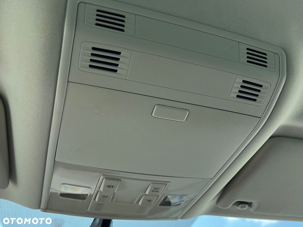 Volkswagen Passat 2.0 TDI BMT Comfortline - 19