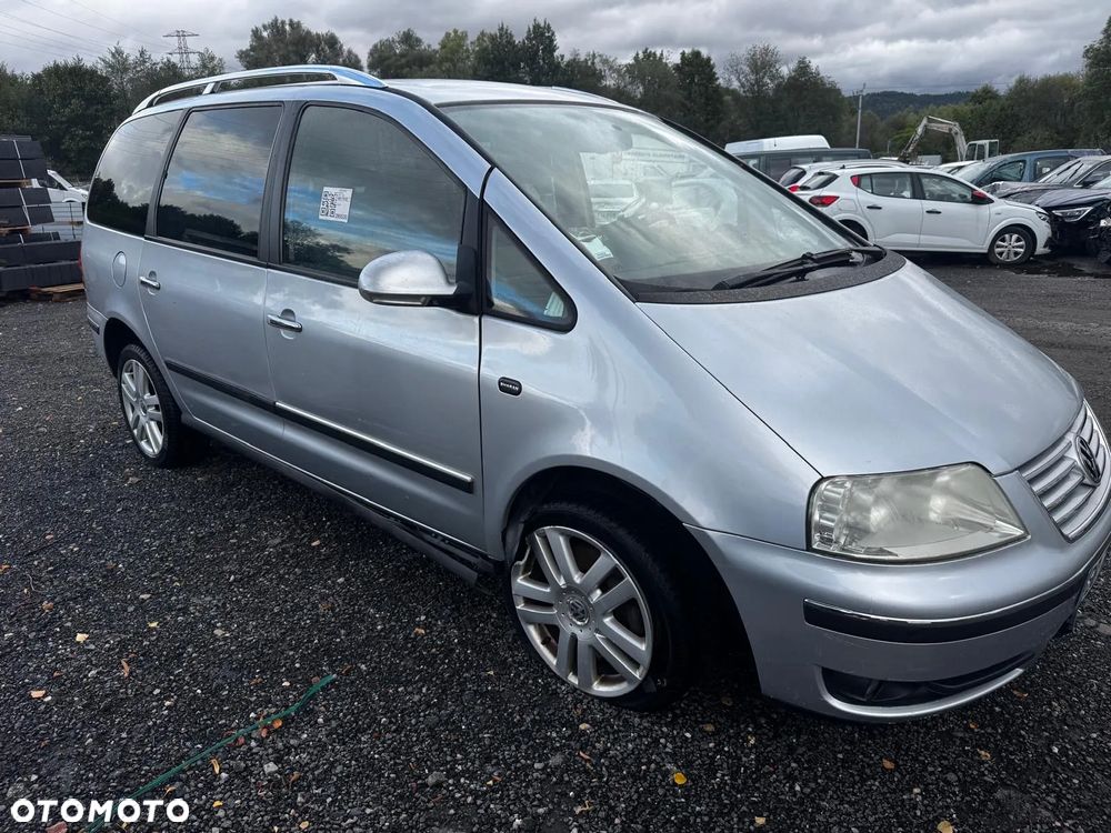 Volkswagen Sharan 2.0 TDI Comfortline - 2