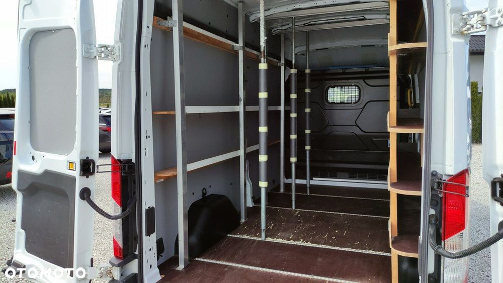 Ford Transit - 20
